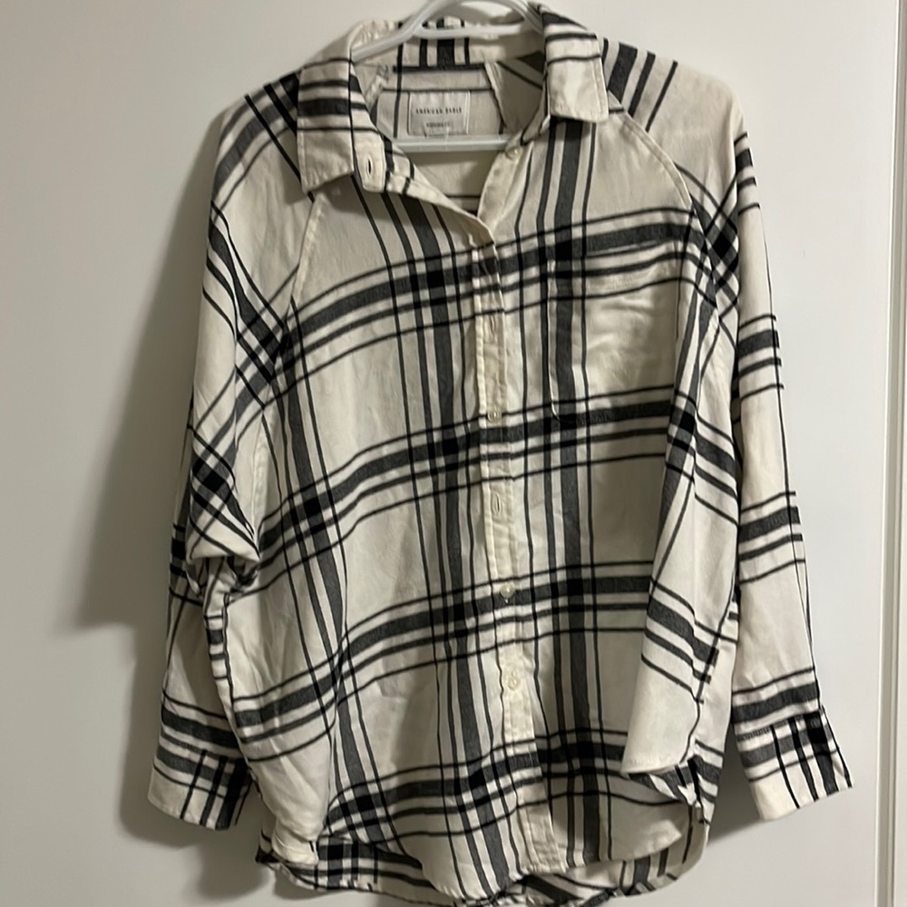 American Eagle shirt